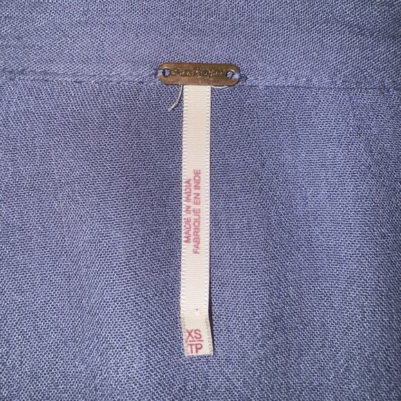 Free People Purple Tunic Blouse XS Long Sleeve Button Down Casual Office Crochet - Picture 5 of 7